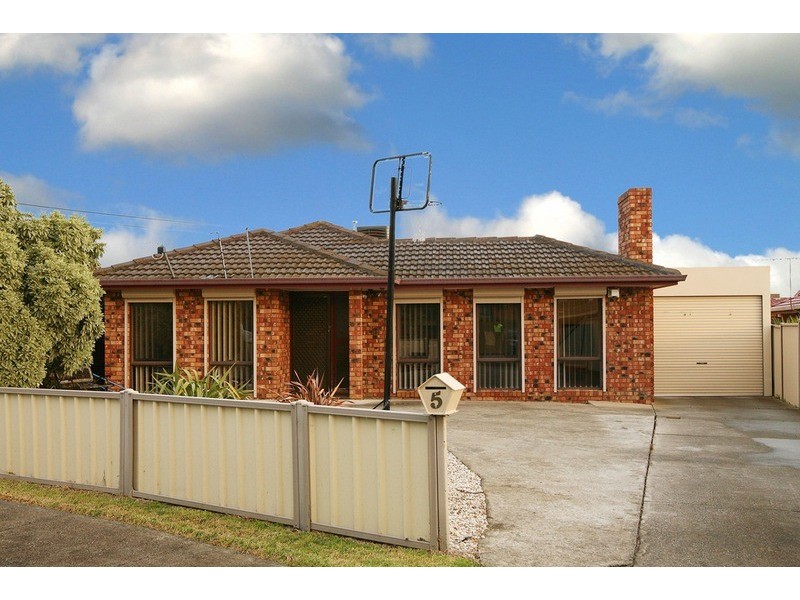 5 Shannon Court, St Albans VIC 3021