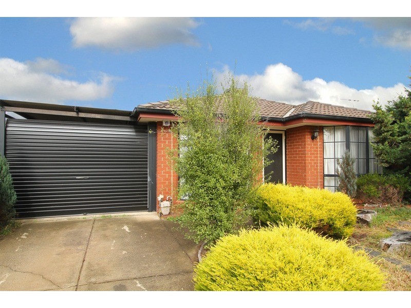 6 Franklin Place, Delahey VIC 3037