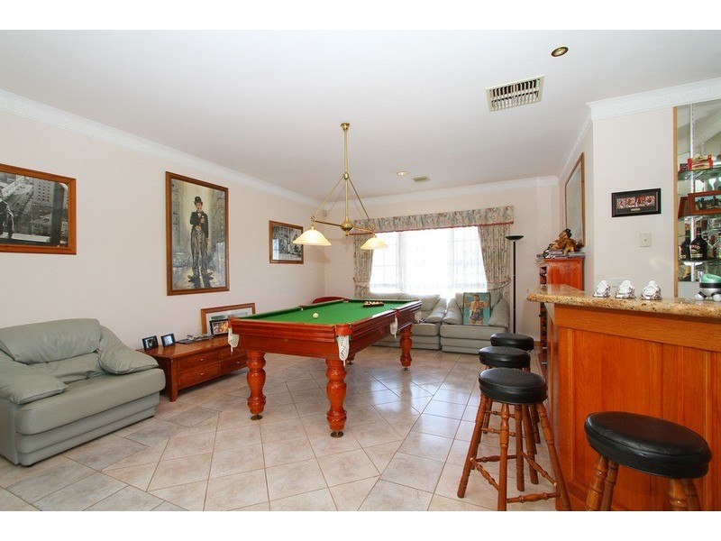 2 Profita Avenue, Sydenham VIC 3037