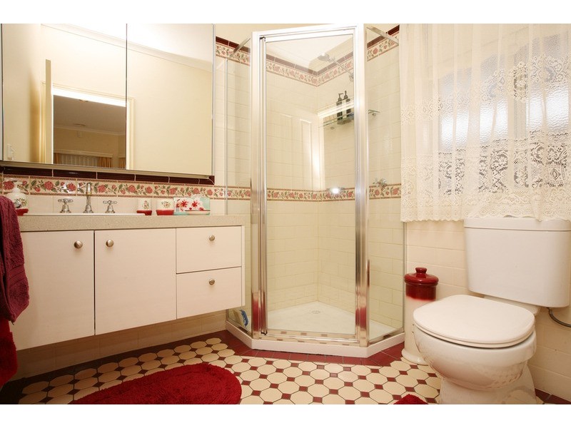 21 Bungarim Wynd, Sydenham VIC 3037