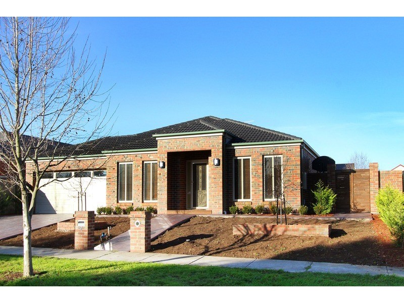 4 Highbury Drive, Hillside VIC 3037