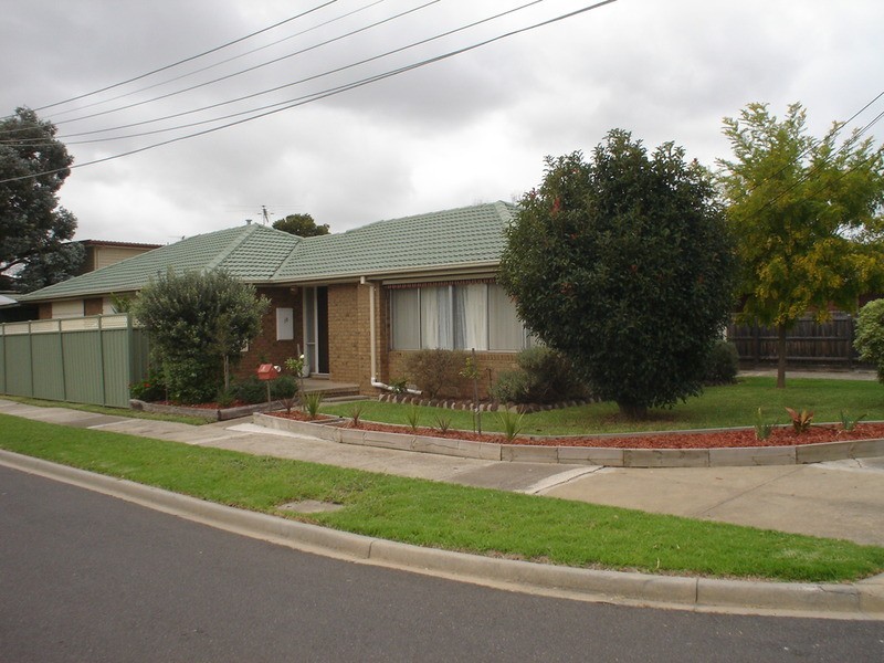 18 Brazilia Avenue, Kealba VIC 3021