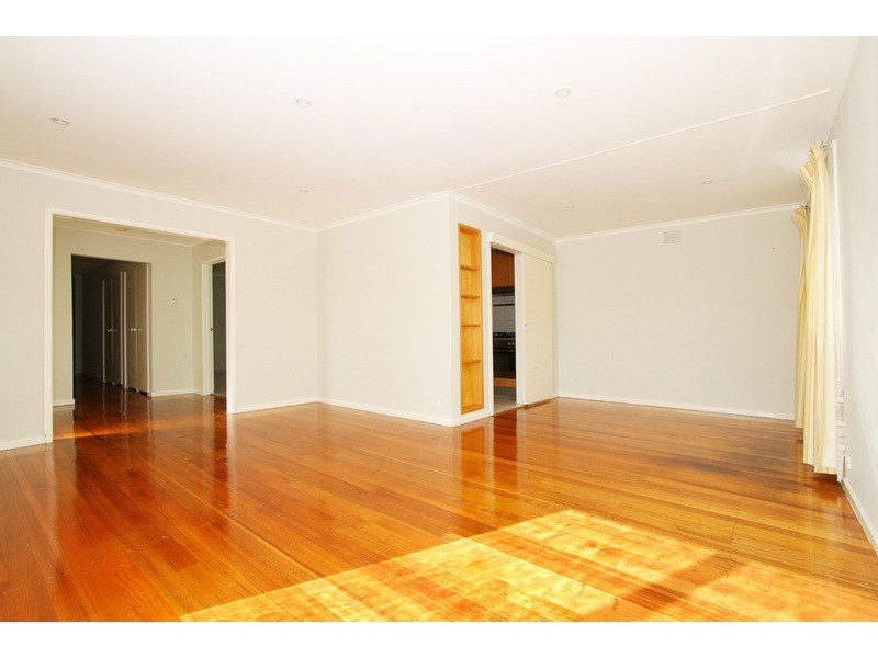 18 Brazilia Avenue, Kealba VIC 3021