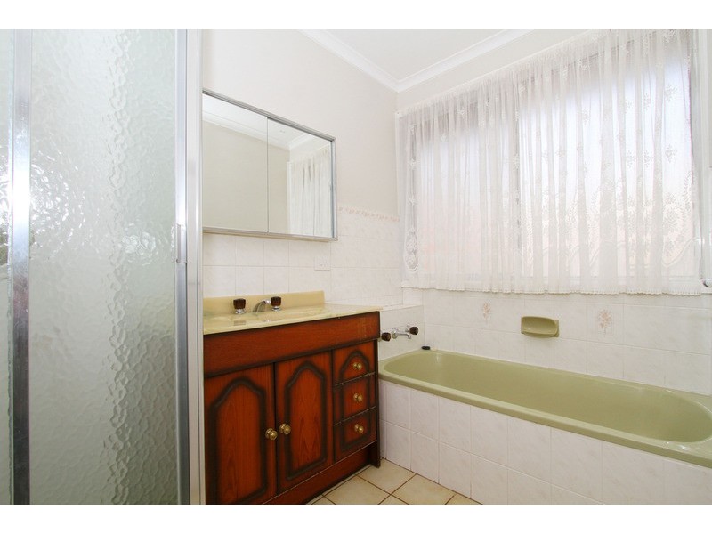 18 Brazilia Avenue, Kealba VIC 3021