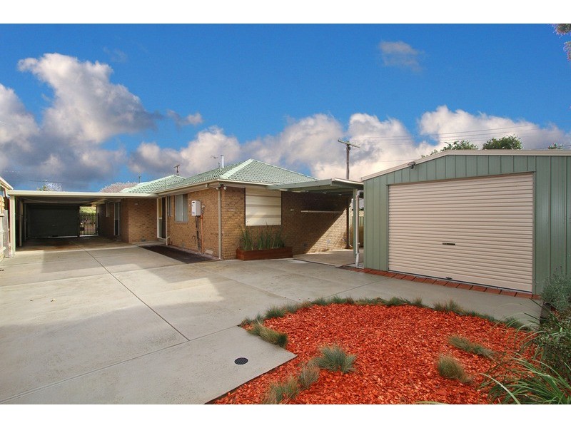 18 Brazilia Avenue, Kealba VIC 3021