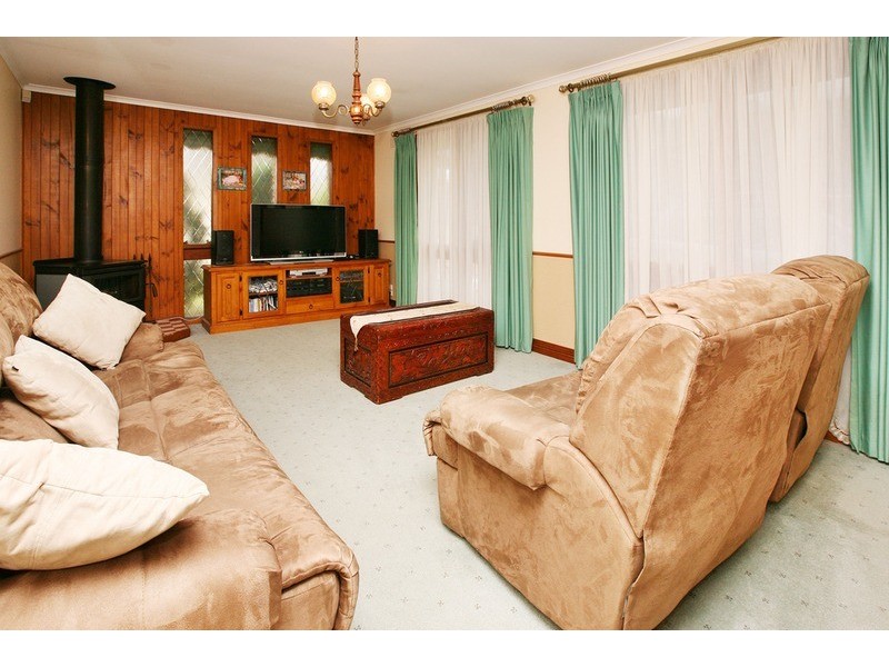 40 Dongola Road, Keilor Downs VIC 3038