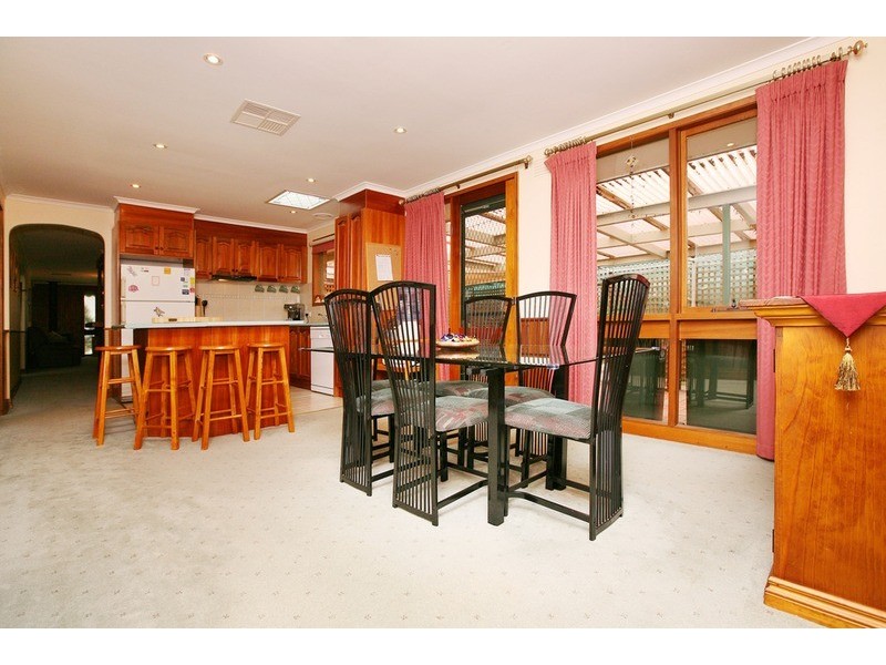 40 Dongola Road, Keilor Downs VIC 3038
