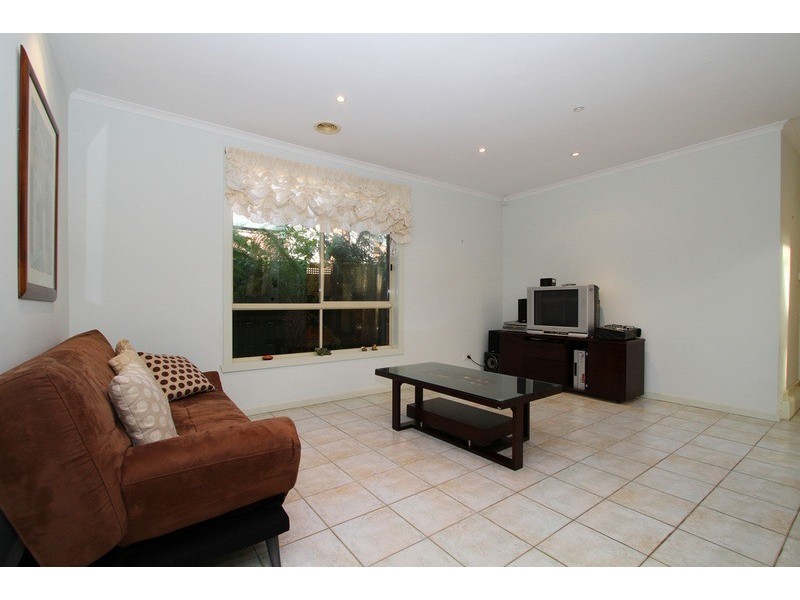 35 Meade Way, Sydenham VIC 3037