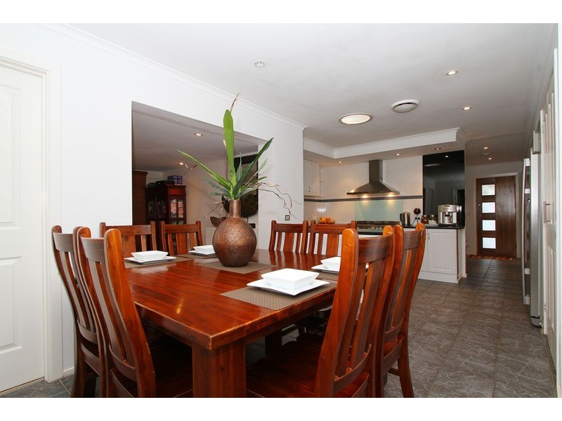 11 Eureka Court, Kings Park VIC 3021