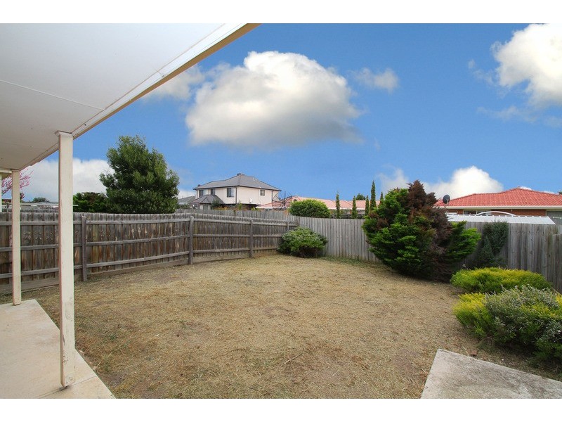 40 Brindalee Way, Hillside VIC 3037