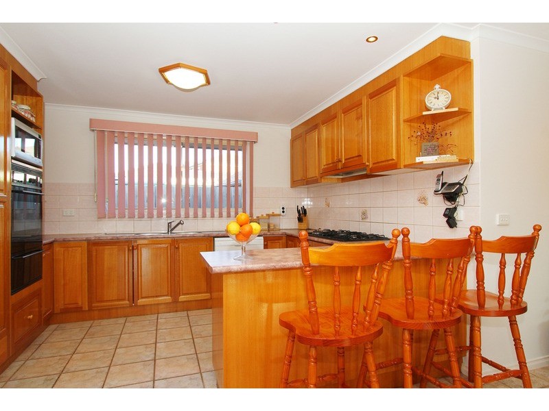 7 Stringybark Court, Hillside VIC 3037