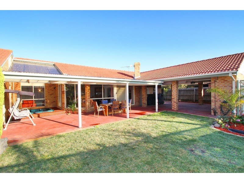 7 Stringybark Court, Hillside VIC 3037
