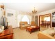 10 Leavesdon Avenue, Kealba VIC 3021