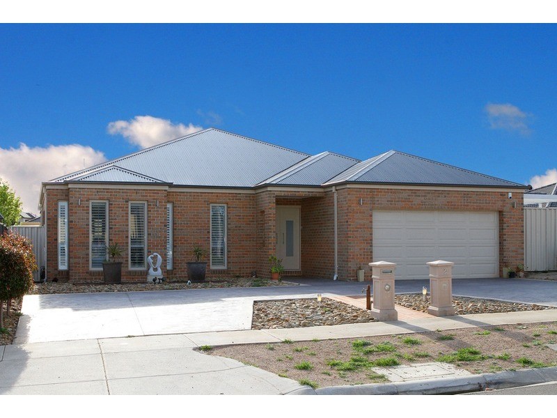 2 Savannah Court, Hillside VIC 3037