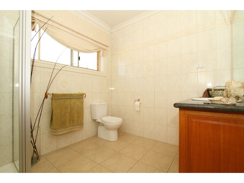 26 Pilgrim Drive, Hillside VIC 3037