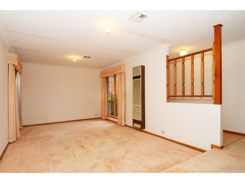 6 Bernborough Court, Keilor Downs VIC 3038