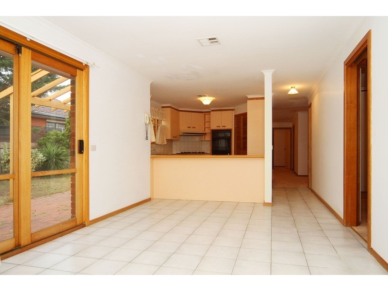 6 Bernborough Court, Keilor Downs VIC 3038