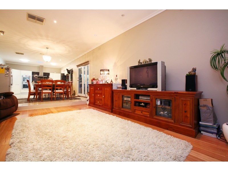 7 Medina Road, Keilor Downs VIC 3038