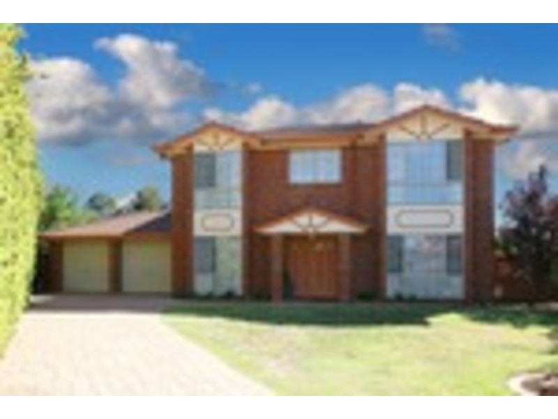 7 Thorogood  Court, Taylors Lakes VIC 3038
