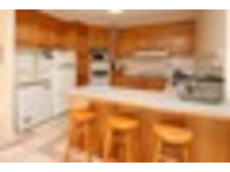 7 Thorogood  Court, Taylors Lakes VIC 3038