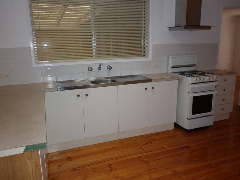 4 Chilterns Court, Kealba VIC 3021