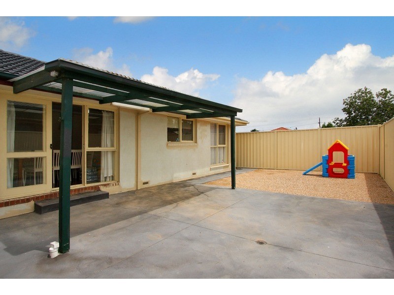 1/13 Argyll Street, Sydenham VIC 3037