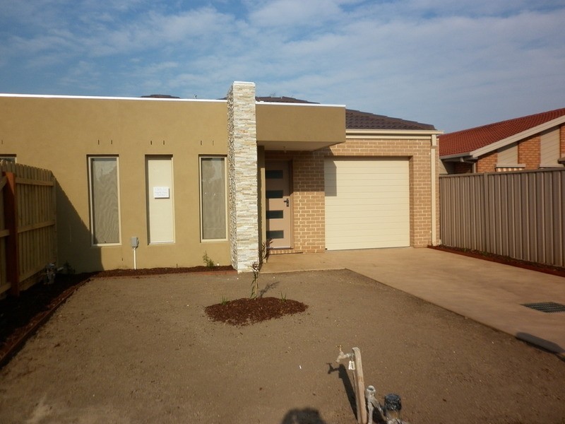 13A Kingsley Place, Delahey VIC 3037