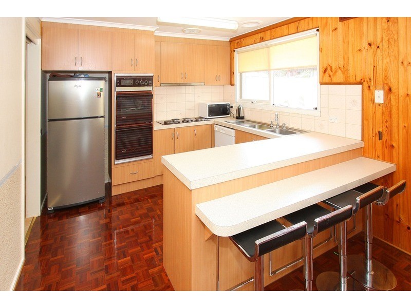 1/13 Argyll Street, Sydenham VIC 3037