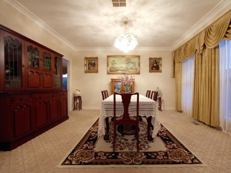 26 Verona Drive, Taylors Lakes VIC 3038