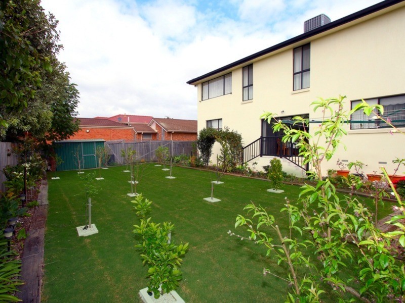 26 Verona Drive, Taylors Lakes VIC 3038