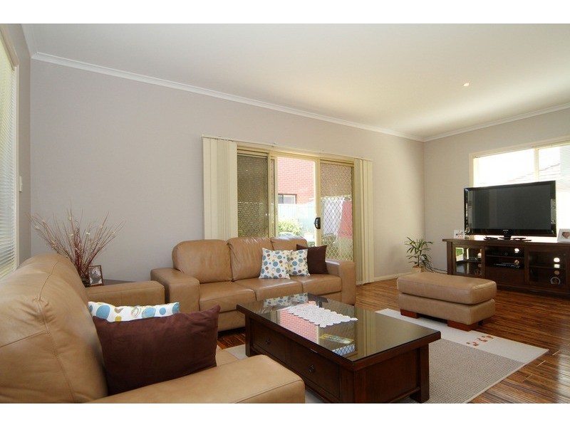 21 Bushy Park Avenue, Caroline Springs VIC 3023