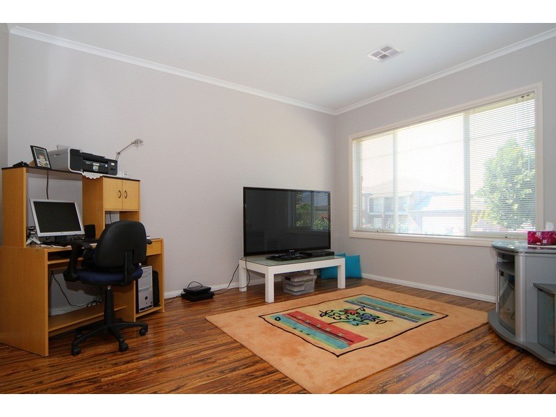 21 Bushy Park Avenue, Caroline Springs VIC 3023