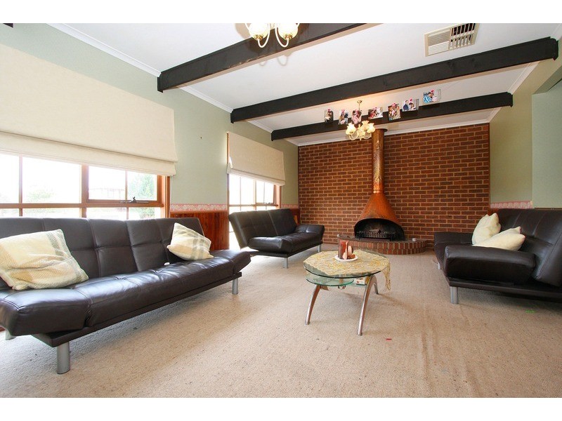 1/13 Argyll Street, Sydenham VIC 3037