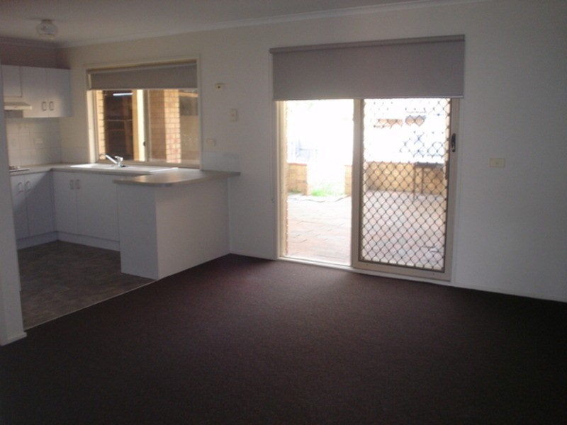 70 Saronvale Crescent, Hillside VIC 3037