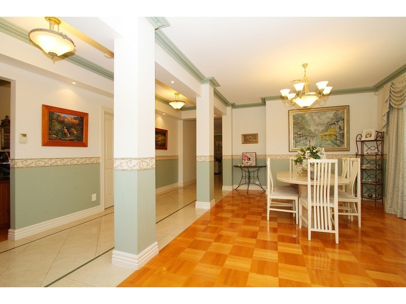 26 Pilgrim Drive, Hillside VIC 3037