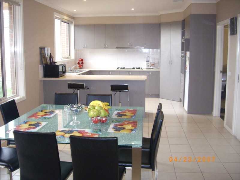 6/19 Overton Lea Boulevard, Sydenham VIC 3037