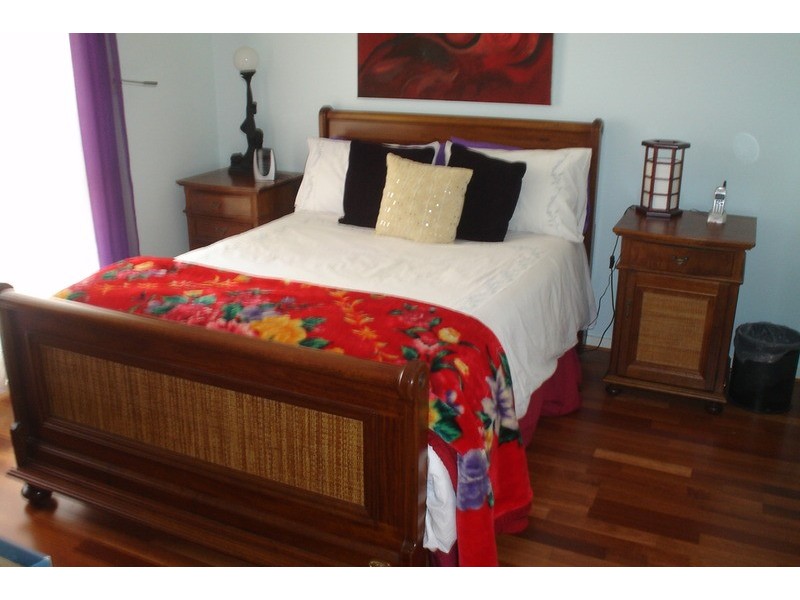 2/13 Chatterton Drive, Delahey VIC 3037