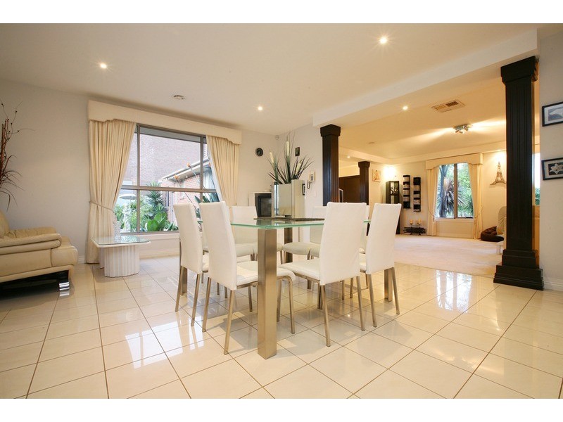55 The Regency, Hillside VIC 3037