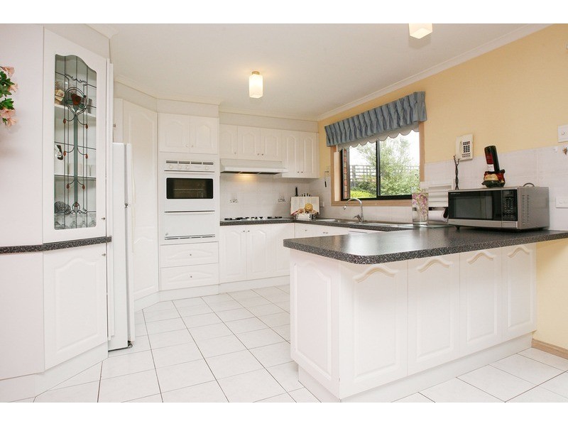 2A Vanessa Way, Delahey VIC 3037