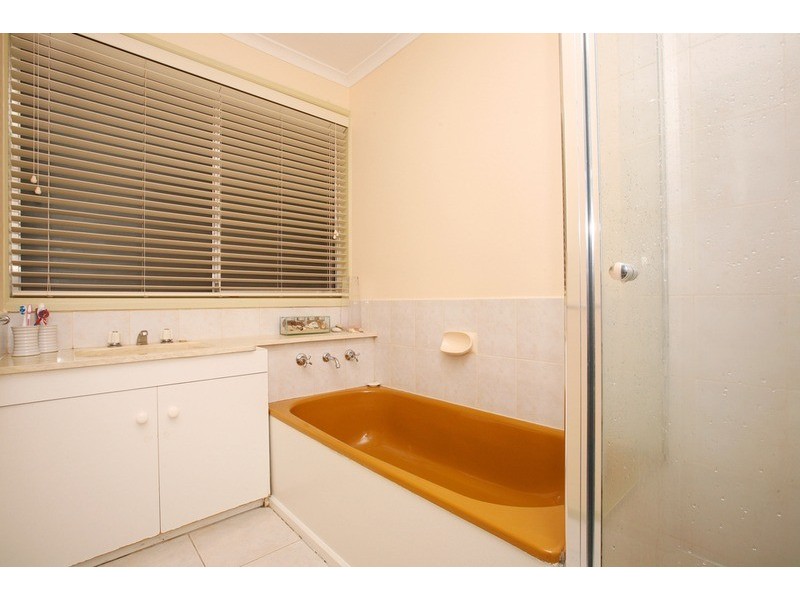 20 Calverton Road, Kealba VIC 3021