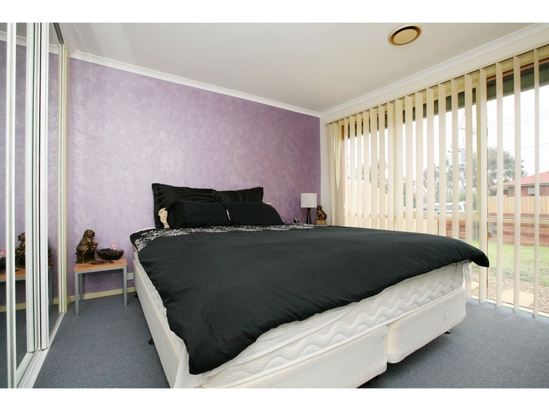 20 Calverton Road, Kealba VIC 3021