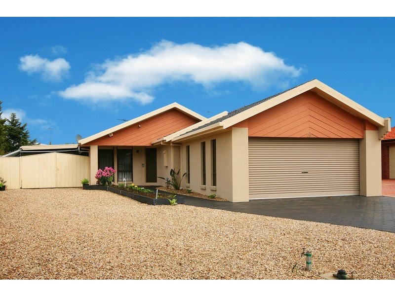 69 Australia Drive, Taylors Lakes VIC 3038