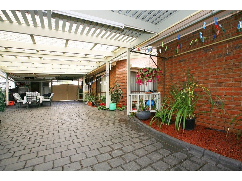 69 Australia Drive, Taylors Lakes VIC 3038