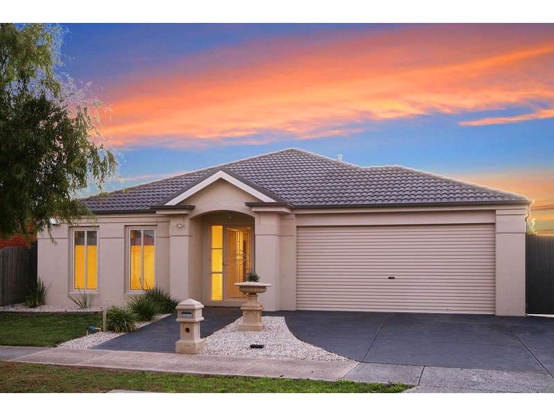 5 Shannon Way, Sydenham VIC 3037