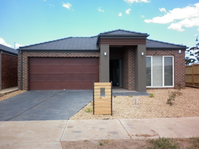 2 Pinrush  Road, Brookfield VIC 3338