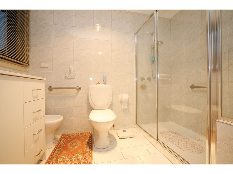 28 Verona Drive, Taylors Lakes VIC 3038