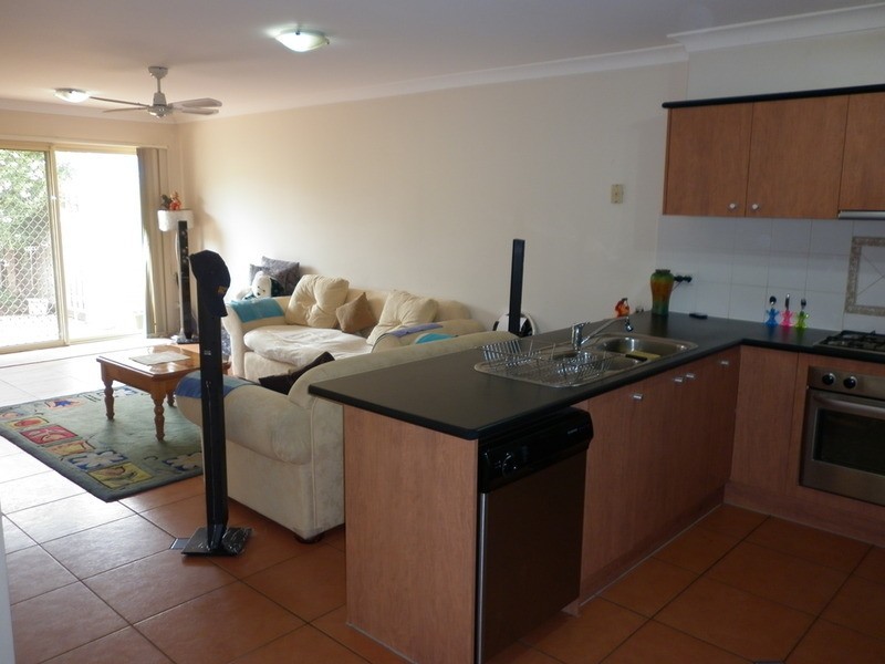 8/322 Sydenham Road, Sydenham VIC 3037