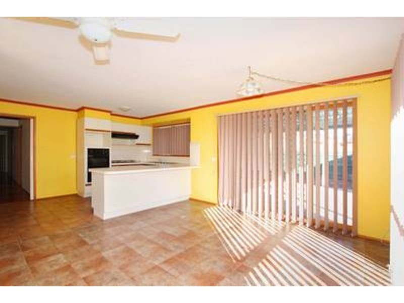 13 Chircop Close, Sydenham VIC 3037