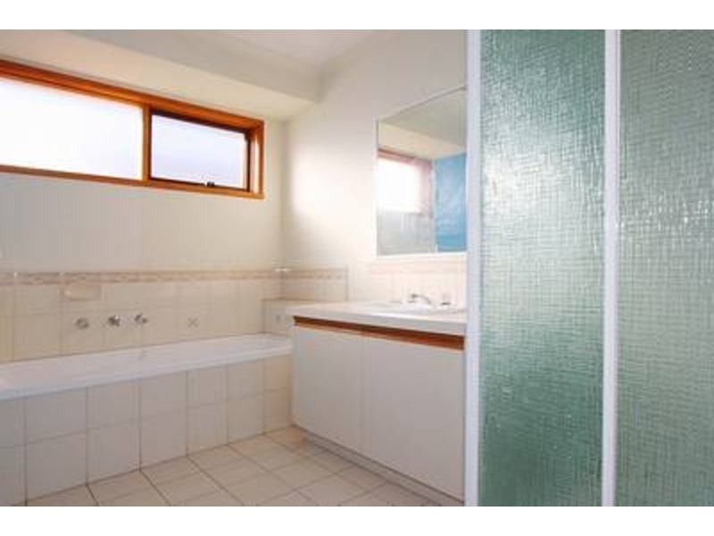 13 Chircop Close, Sydenham VIC 3037