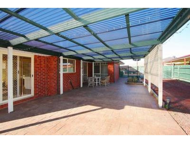 13 Chircop Close, Sydenham VIC 3037